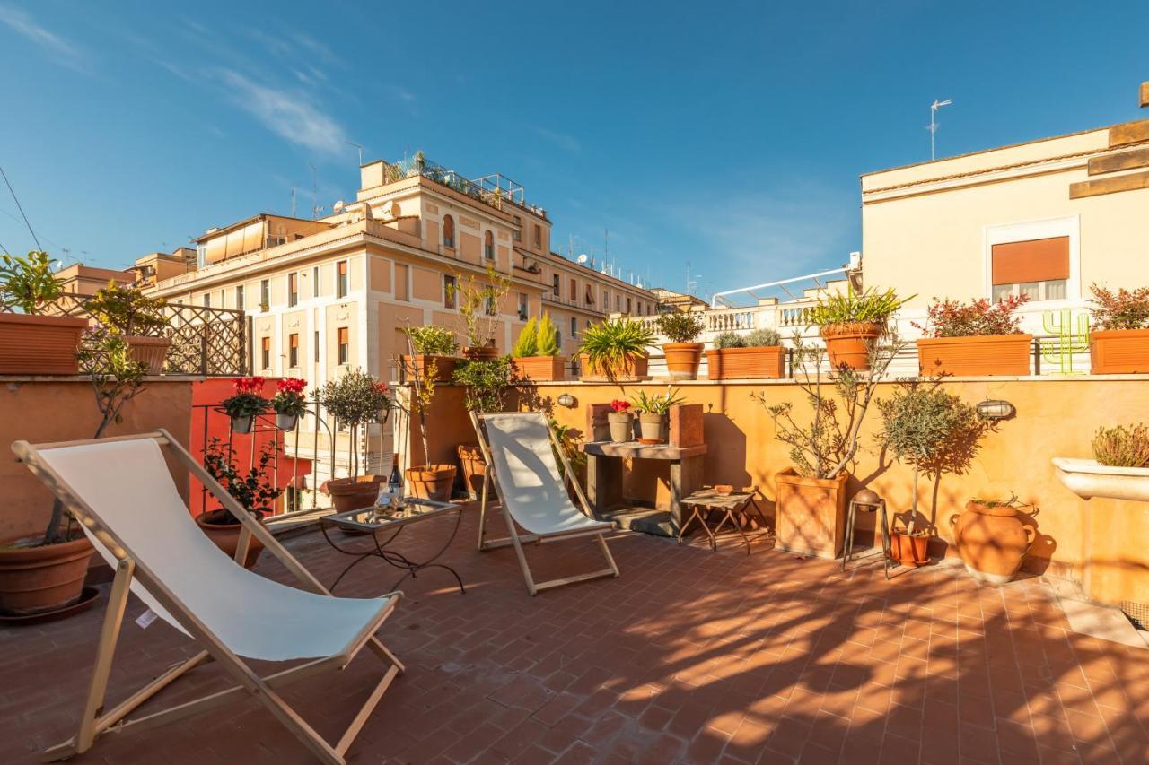 Bright And Comfy Terraced Apartment In Trastevere Roma Dış mekan fotoğraf