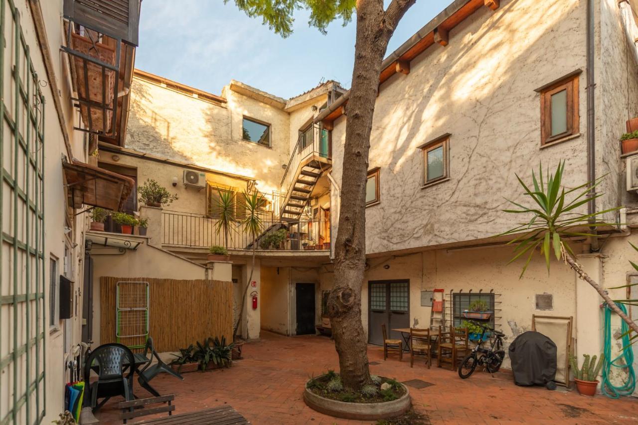 Bright And Comfy Terraced Apartment In Trastevere Roma Dış mekan fotoğraf